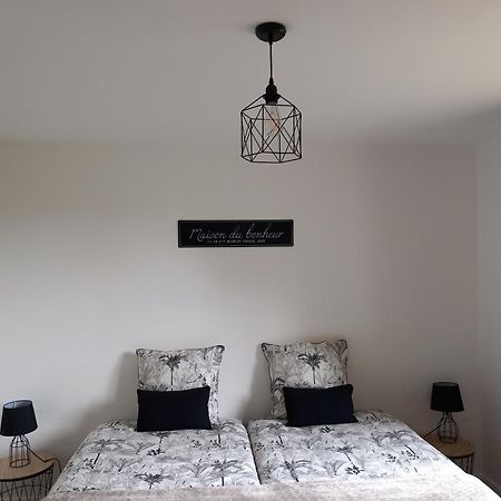 Le Cottage De Mae Seigy Εξωτερικό φωτογραφία